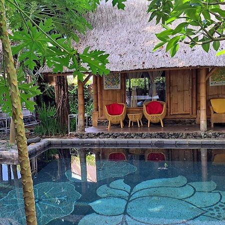 Omunity Bali Hotel Singaraja Kültér fotó