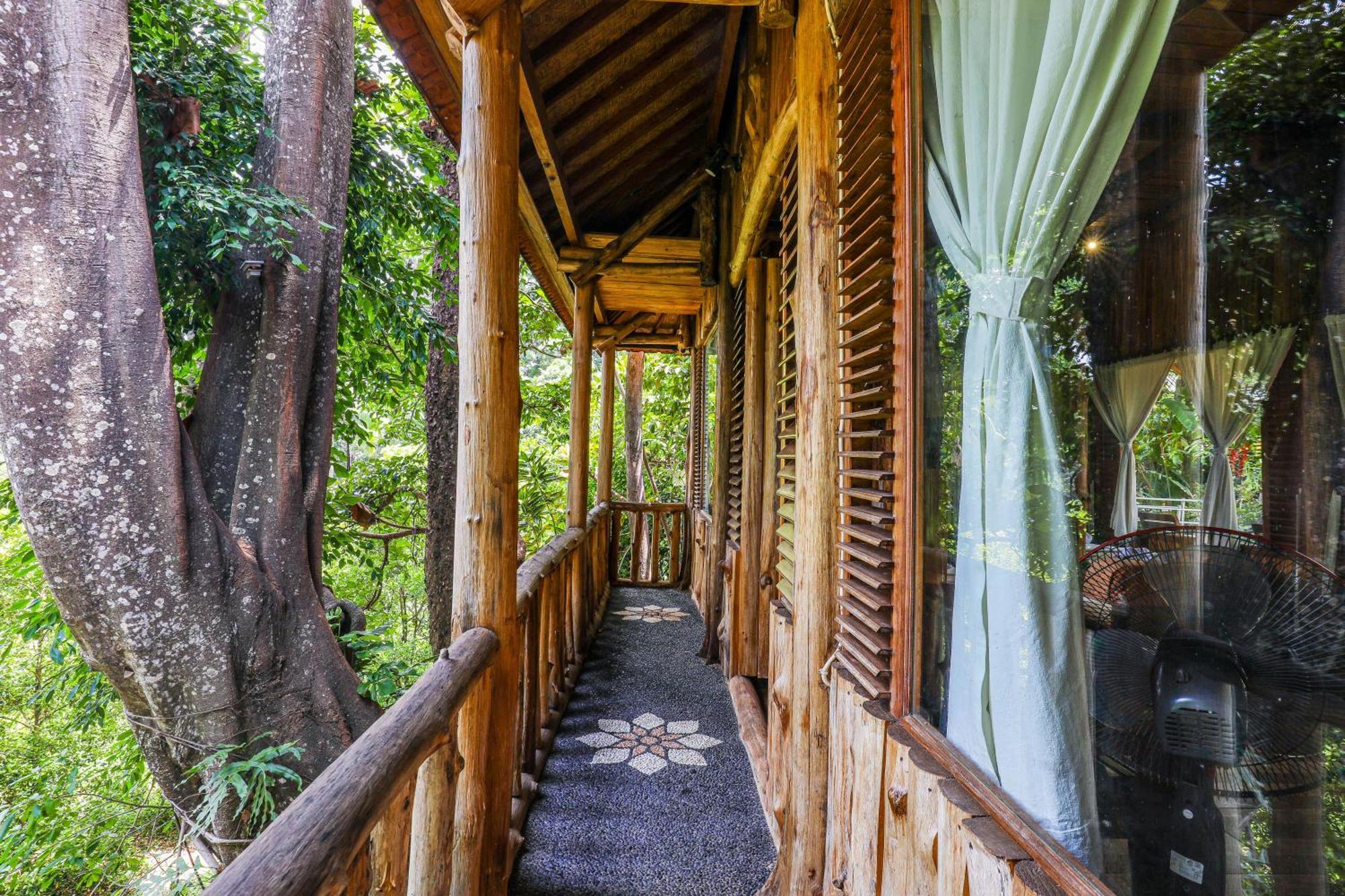 Omunity Bali Hotel Singaraja Kültér fotó