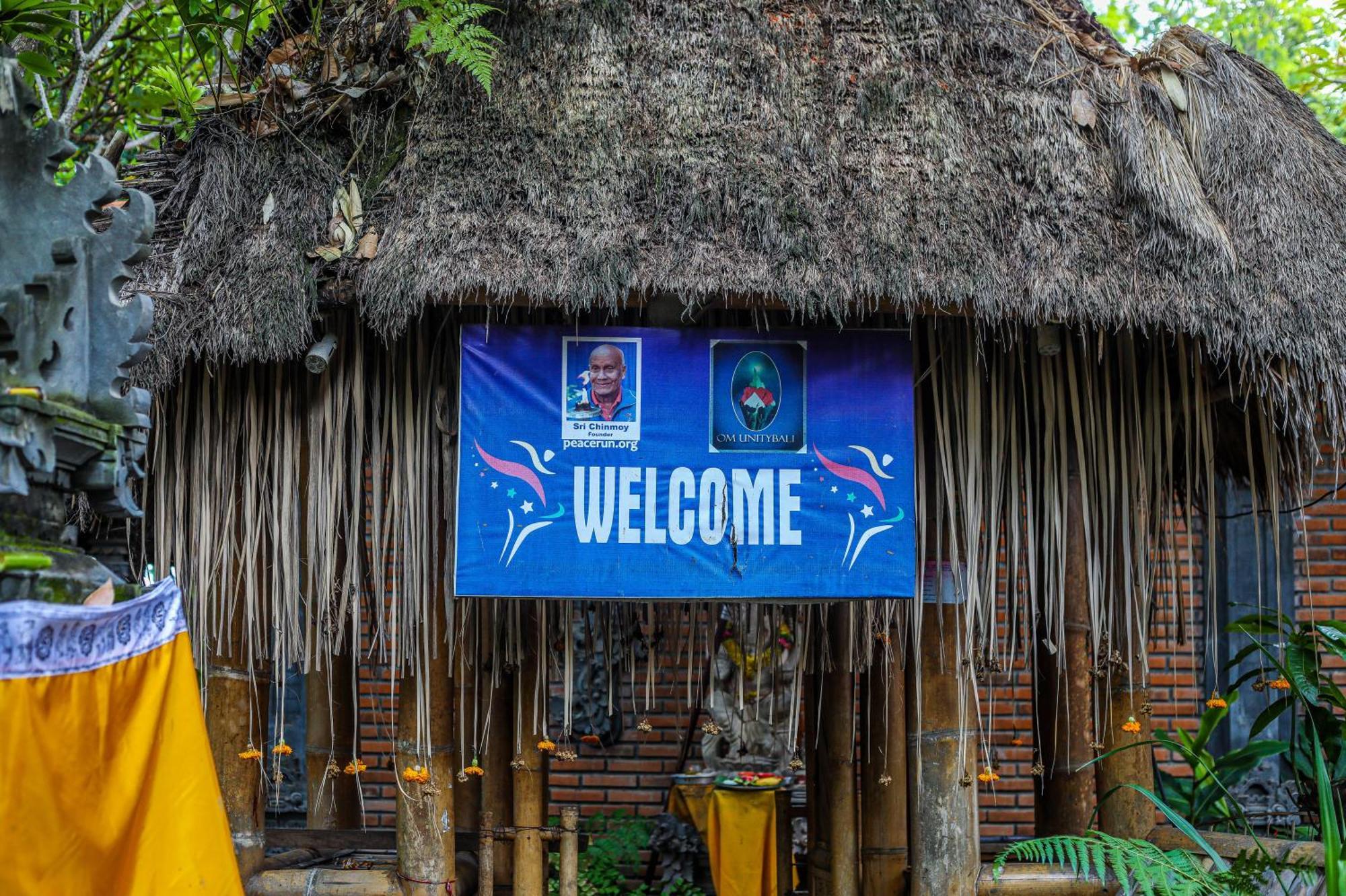 Omunity Bali Hotel Singaraja Kültér fotó