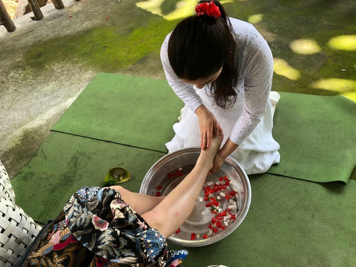 Omunity Bali Hotel Singaraja Kültér fotó